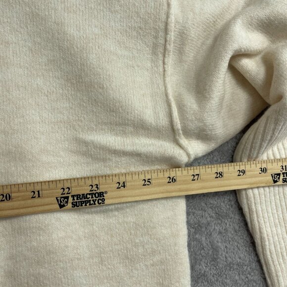 NEW Legendary Outfitters Women's XXL Soft & Cozy Crewneck Sweater - Picture 5 of 12